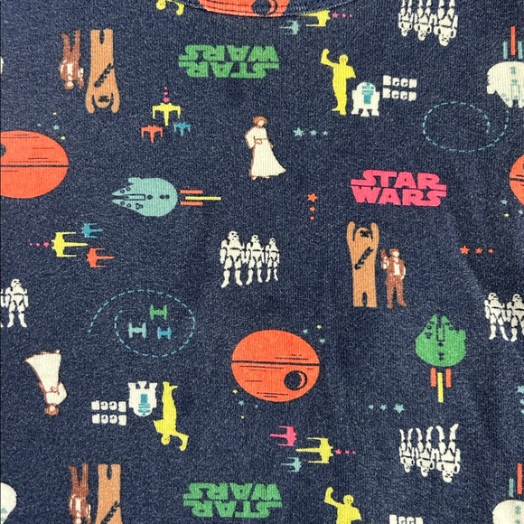 Gap Toddler Star Wars Shorts Pajamas, Size 2T - Picture 4 of 8